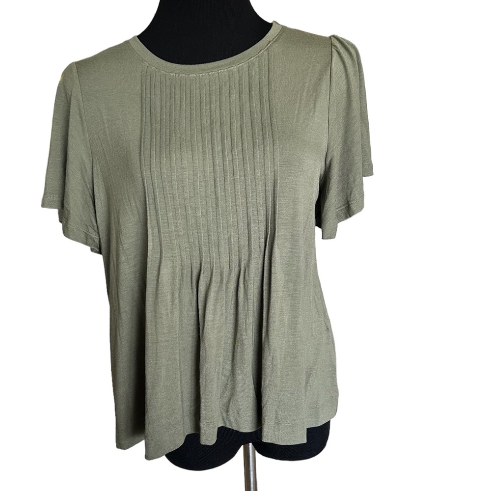 Banana Republic Threadsoft | Green Flowy Shirt | Small
